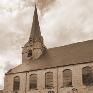 Vues extérieures de l'église de Feluy